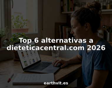 Una mujer sentada en la mesa de la cocina compara diferentes páginas web de suplementos, analizando cuál es la mejor opción para ella.